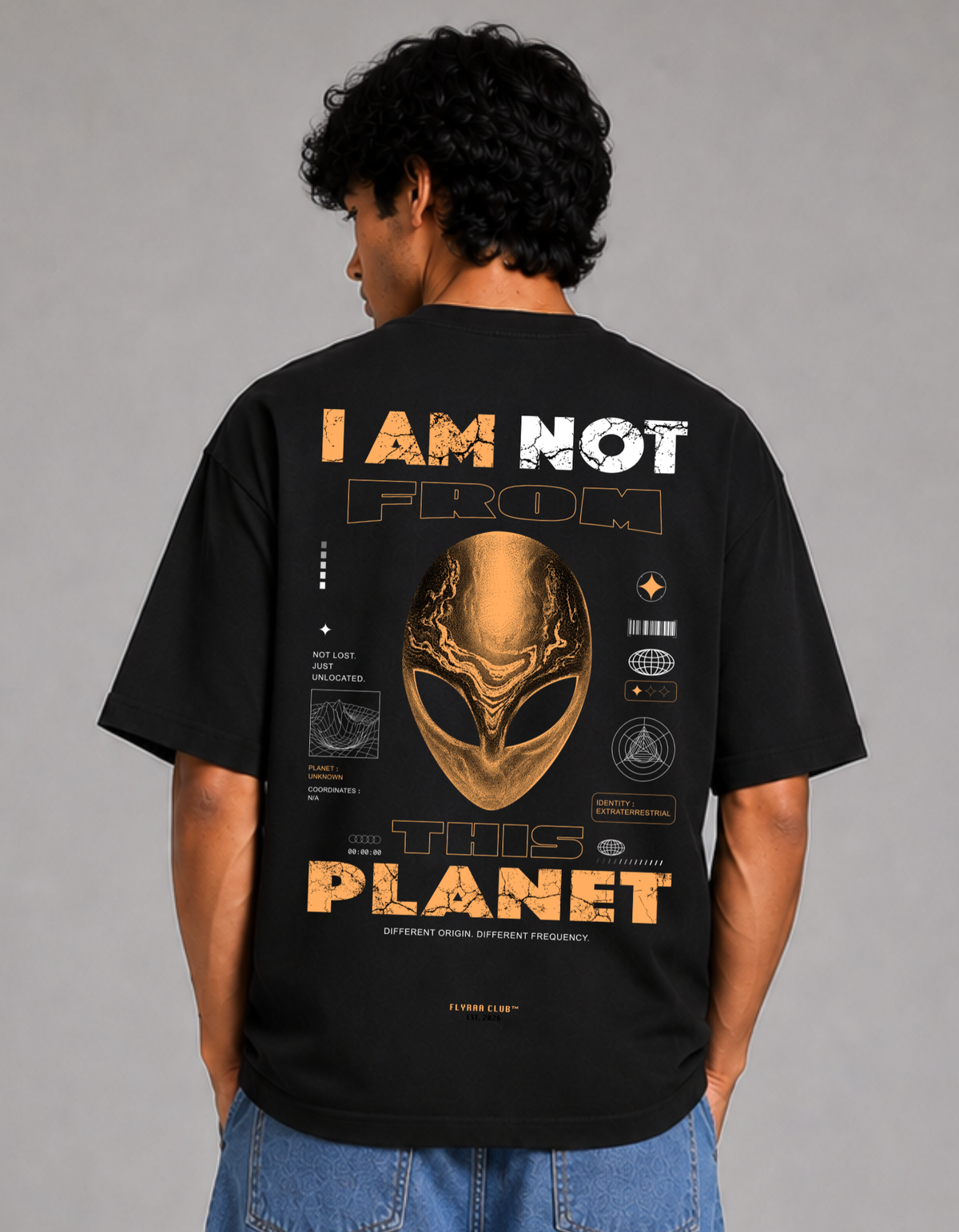 Alien – Printed Oversized Tee